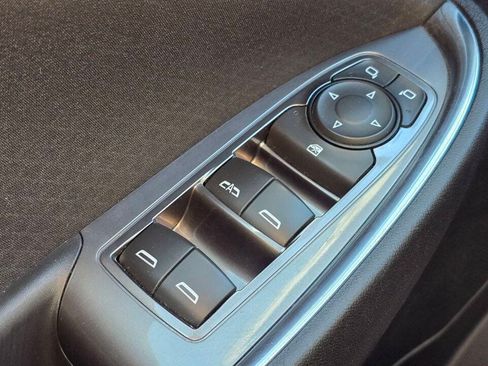 Used 2017 Chevrolet Malibu LT FWD image 23