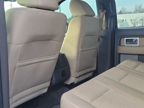 Used 2010 Ford F150 XLT image 14