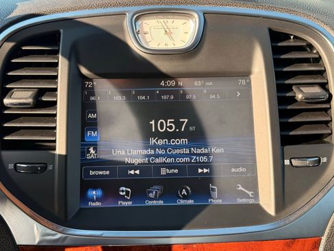 Used 2014 Chrysler 300 image 20