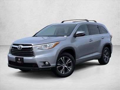 Used 2016 Toyota Highlander XLE