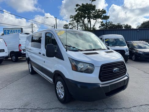 Used 2017 Ford Transit 150 130 Low Roof RWD image 2