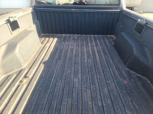 Used 2010 Toyota Tacoma 4x4 Access Cab V6 image 17