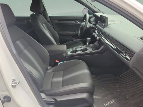 Used 2025 Honda Civic Sport image 18