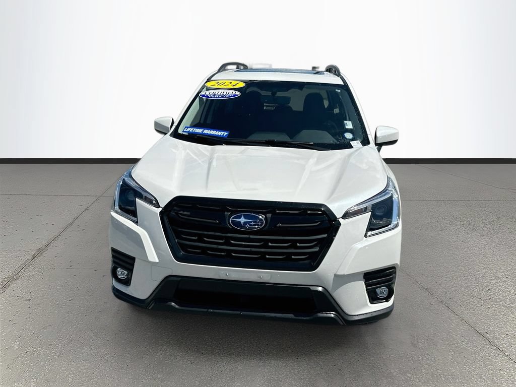 Certified 2024 Subaru Forester Premium AWD/4WD image 2
