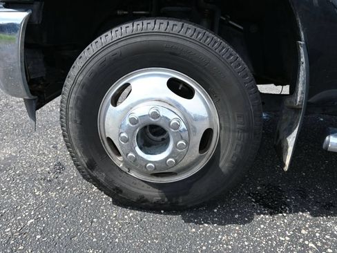 Used 2012 Ford F350 Lariat w/ Lariat Interior Pkg AWD/4WD image 21