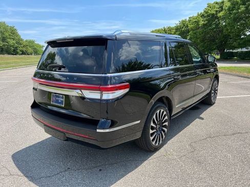 Used 2023 Lincoln Navigator L Black Label AWD/4WD image 11