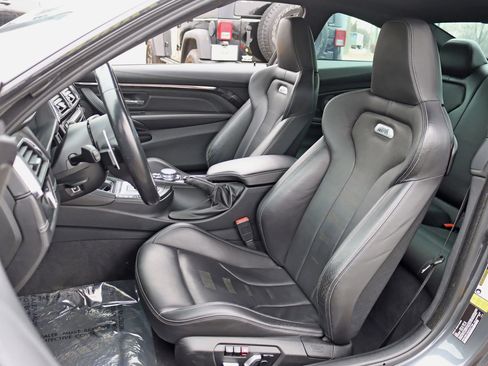 Used 2016 BMW M4 Coupe 2D image 34