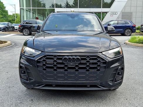 Used 2023 Audi Q5 e Premium Plus w/ Premium Plus Package AWD/4WD image 2