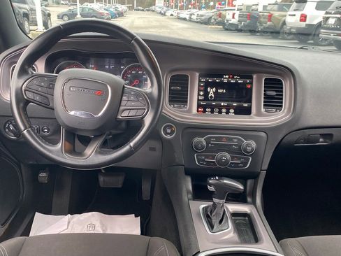 Used 2023 Dodge Charger SXT image 9