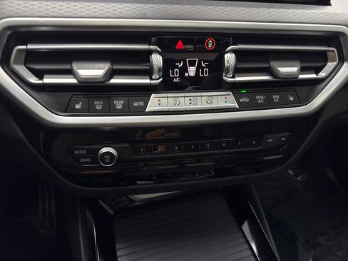 Used 2022 BMW X3 xDrive30i w/ M Sport Package AWD/4WD image 30