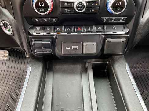 Used 2020 GMC Sierra 2500 AT4 w/ AT4 Premium Package image 25