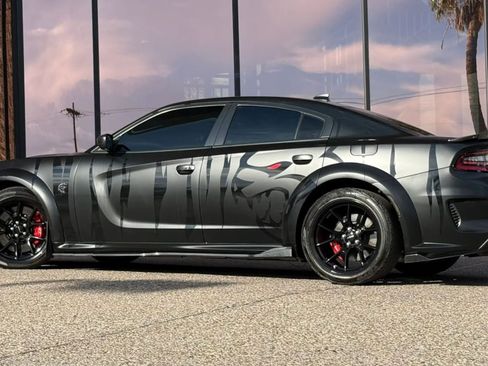 Used 2022 Dodge Charger SRT Hellcat RWD image 6