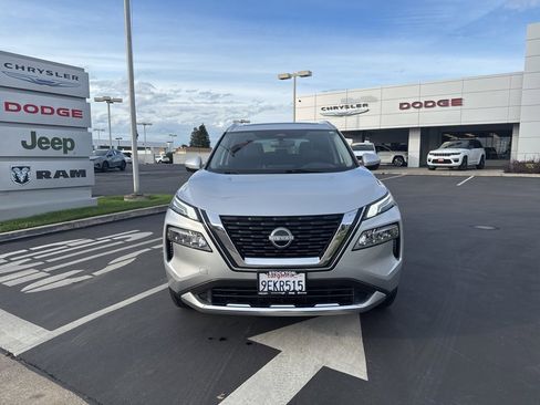 Used 2023 Nissan Rogue Platinum w/ Platinum Premium Package image 10