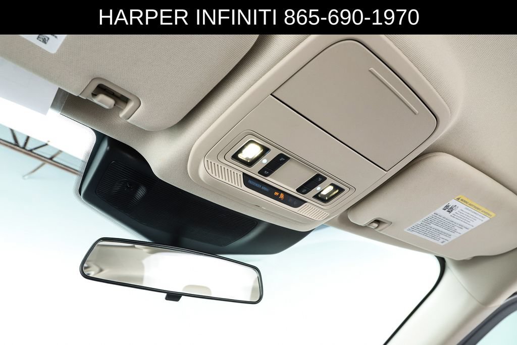 Used 2020 Ford Explorer XLT w/ Equipment Group 202A RWD image 27