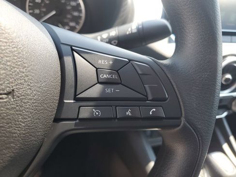 Used 2024 Nissan Sentra S FWD image 13