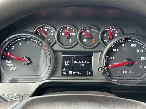 Used 2023 Chevrolet Silverado 1500 Custom AWD/4WD image 27