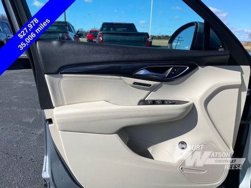 Used 2023 Buick Envision Essence image 12