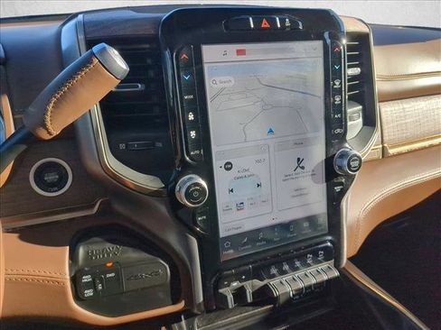 Used 2022 RAM 3500 Limited image 12