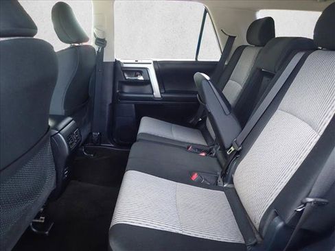 Used 2019 Toyota 4Runner SR5 AWD/4WD image 8