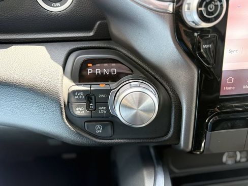 Used 2026 RAM 1500 Laramie AWD/4WD image 22