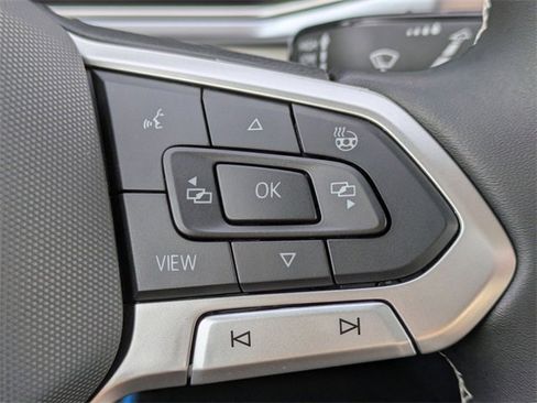 New 2026 Volkswagen Taos SE image 29