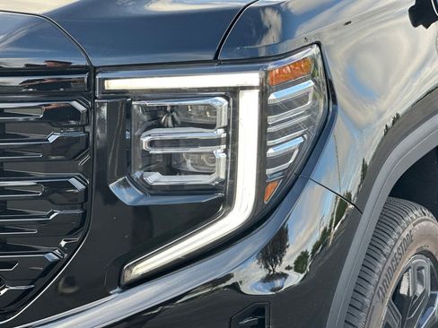 Used 2025 GMC Sierra 1500 Denali w/ Denali Reserve Package AWD/4WD image 50