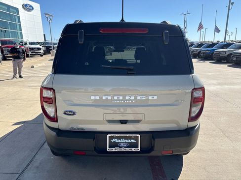 Used 2024 Ford Bronco Sport Badlands image 12