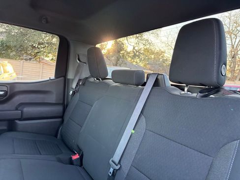 Used 2021 Chevrolet Silverado 1500 LT image 26