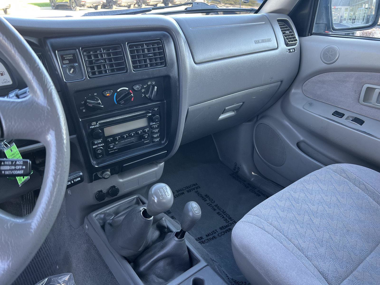Used 2003 Toyota Tacoma 4x4 Xtracab V6 image 7