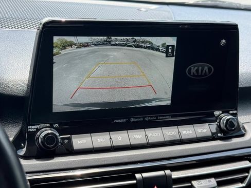 Certified 2021 Kia Seltos SX w/ SX Sunroof Package AWD/4WD image 26