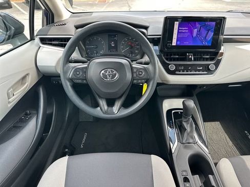 Used 2023 Toyota Corolla LE FWD image 10