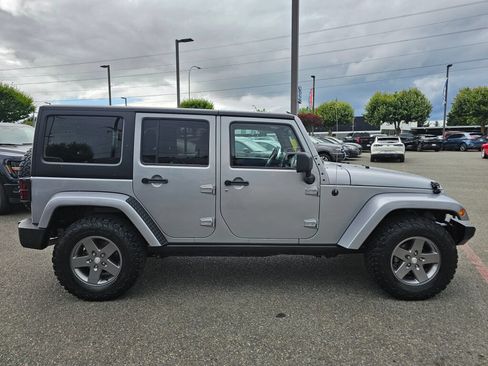 Used 2013 Jeep Wrangler Unlimited Sport AWD/4WD image 6