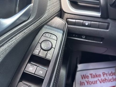Certified 2023 Nissan Rogue SV AWD/4WD image 30