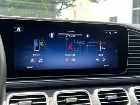 Certified 2025 Mercedes-Benz GLE 350 4MATIC image 25