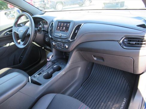 Used 2023 Chevrolet Equinox RS image 12