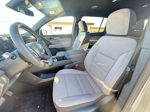 New 2026 Chevrolet Traverse LT AWD/4WD image 19
