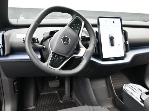 New 2026 Volvo EX30 Cross Country Ultra w/ Protection Package image 10