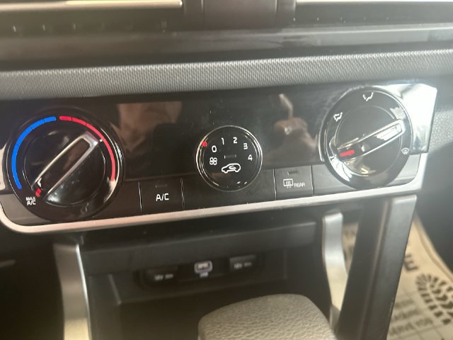 Certified 2023 Kia Seltos LX AWD/4WD image 18