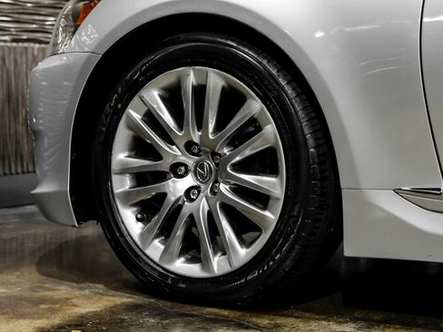 Used 2014 Lexus LS 460 w/ Comfort Package RWD image 57