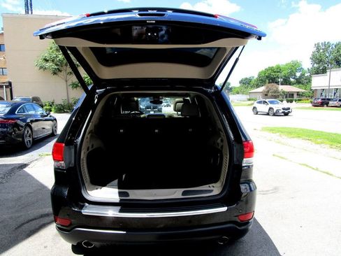 Used 2019 Jeep Grand Cherokee Limited w/ Luxury Group II AWD/4WD image 34
