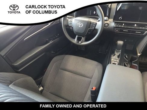 Used 2025 Toyota Camry LE FWD image 18