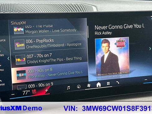 Used 2025 BMW 330i Sedan w/ Premium Package image 35