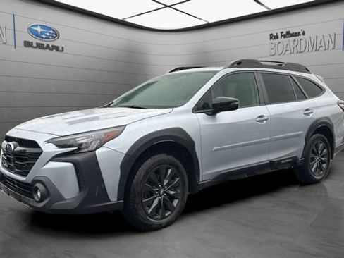 Used 2025 Subaru Outback Onyx Edition AWD/4WD image 10
