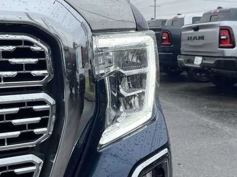 Used 2021 GMC Sierra 1500 Denali w/ Driver Alert Package II image 9