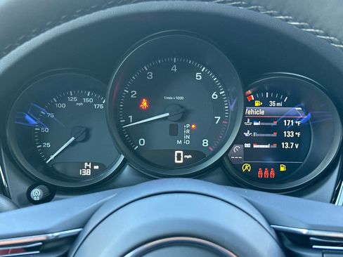 New 2026 Porsche Macan AWD/4WD image 28