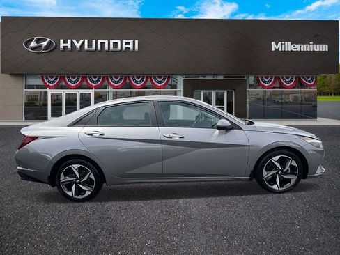 Certified 2023 Hyundai Elantra SEL w/ Convenience Package FWD image 4