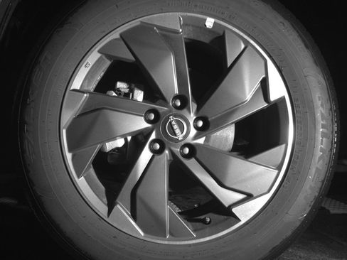 Used 2025 Nissan Rogue SV image 12