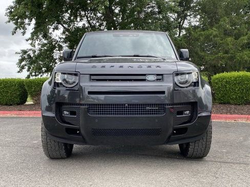 Used 2023 Land Rover Defender 110 X-Dynamic SE AWD/4WD image 4