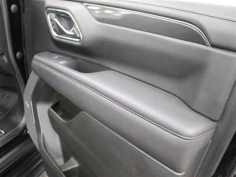Used 2022 GMC Yukon AT4 AWD/4WD image 40