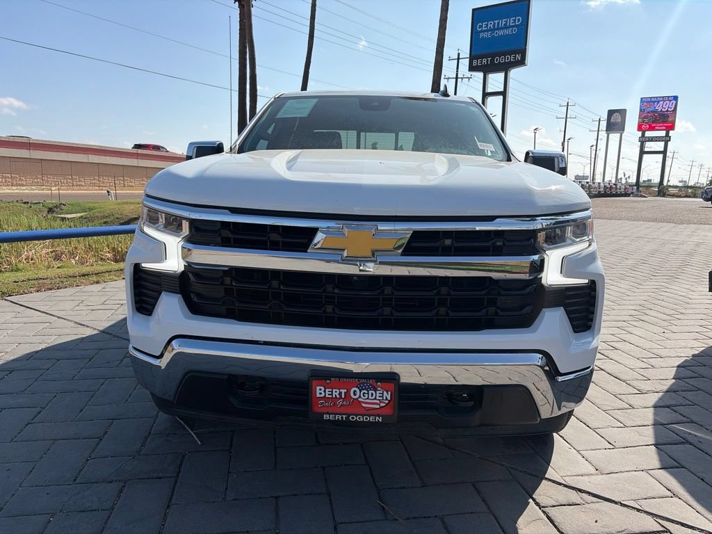 Used 2022 Chevrolet Silverado 1500 LT w/ Texas Edition Plus AWD/4WD image 2